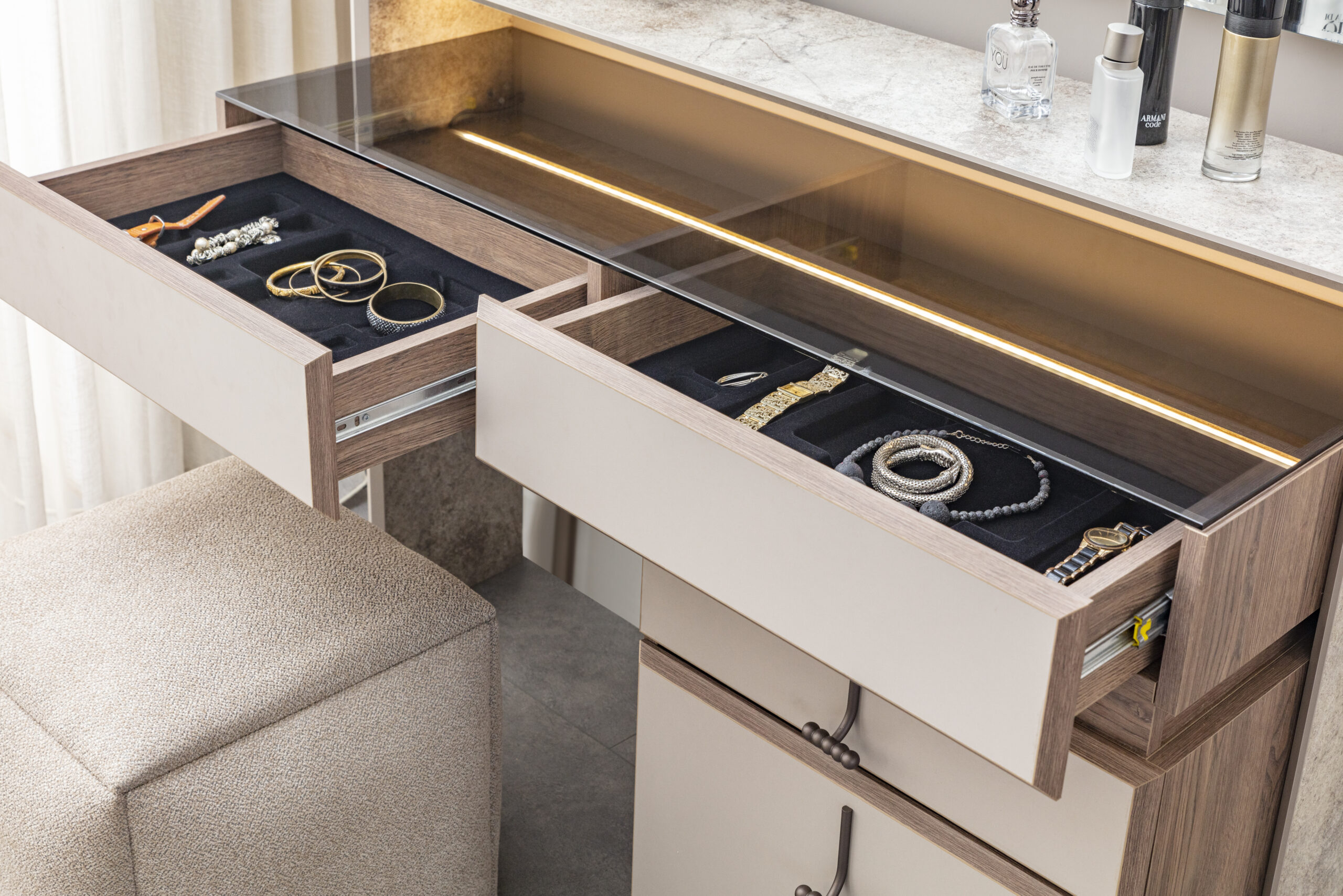 Dormitor ROLEX TZ, Set Dormitor Modern cu Dulap, Pat și Comodă, Design Luxury Contemporary, Mobilier Dormitor Complet, Mobila Mega – Dormitoare – imagine 12